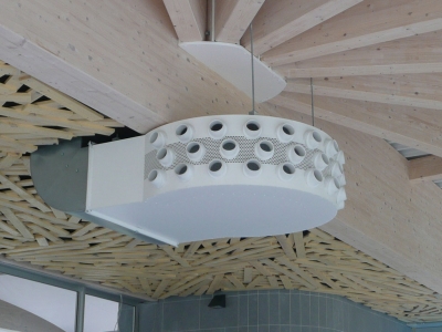 Runder Ausblaskopf mit Weitwurfdüsen und Induktionsluftgitter